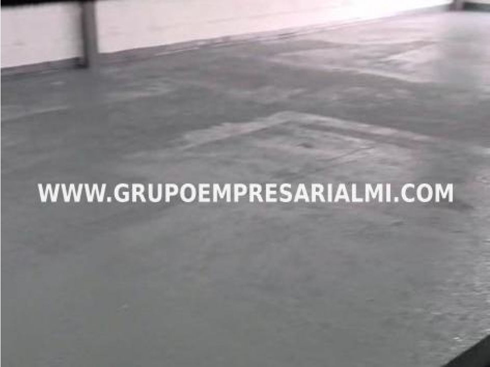 Bodega en venta en Guayabal, Medellín 2