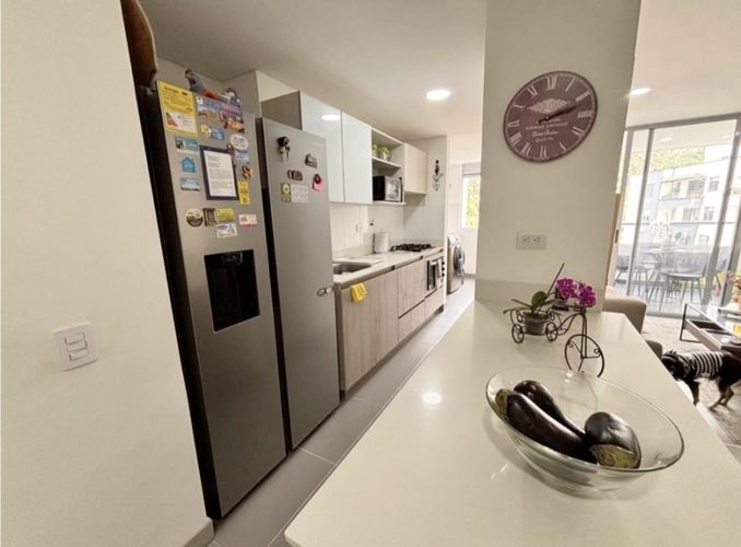 Apartamento de 3 alcobas en venta en La Abadia, Envigado, 94 m² · foto 2 de 14