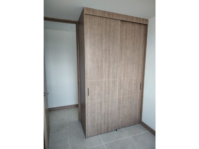 Apartamento de 3 alcobas en venta en Enciso, La Ceja, 68 m² · foto 6 de 18