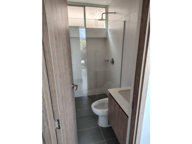 Apartamento de 3 alcobas en venta en Enciso, La Ceja, 68 m² · foto 15 de 18