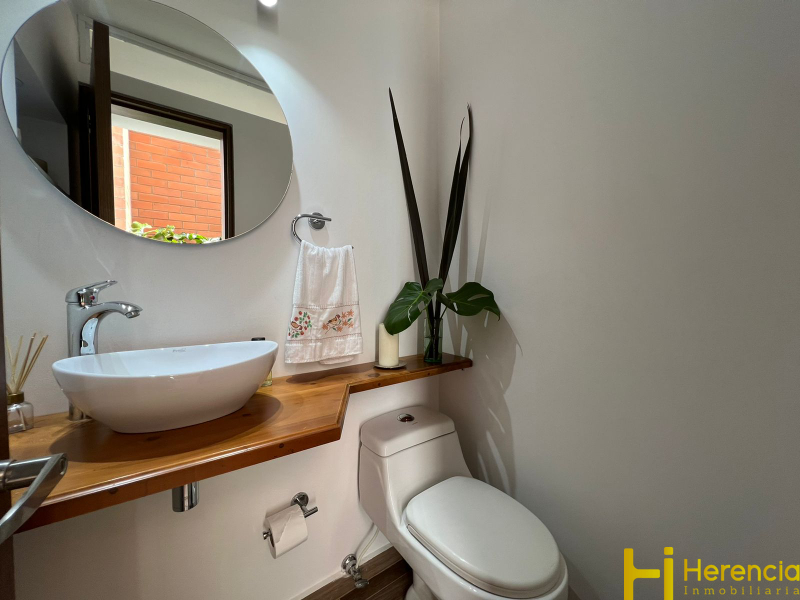 Casa en venta en Loma Del Chocho, Envigado · foto 15 de 24