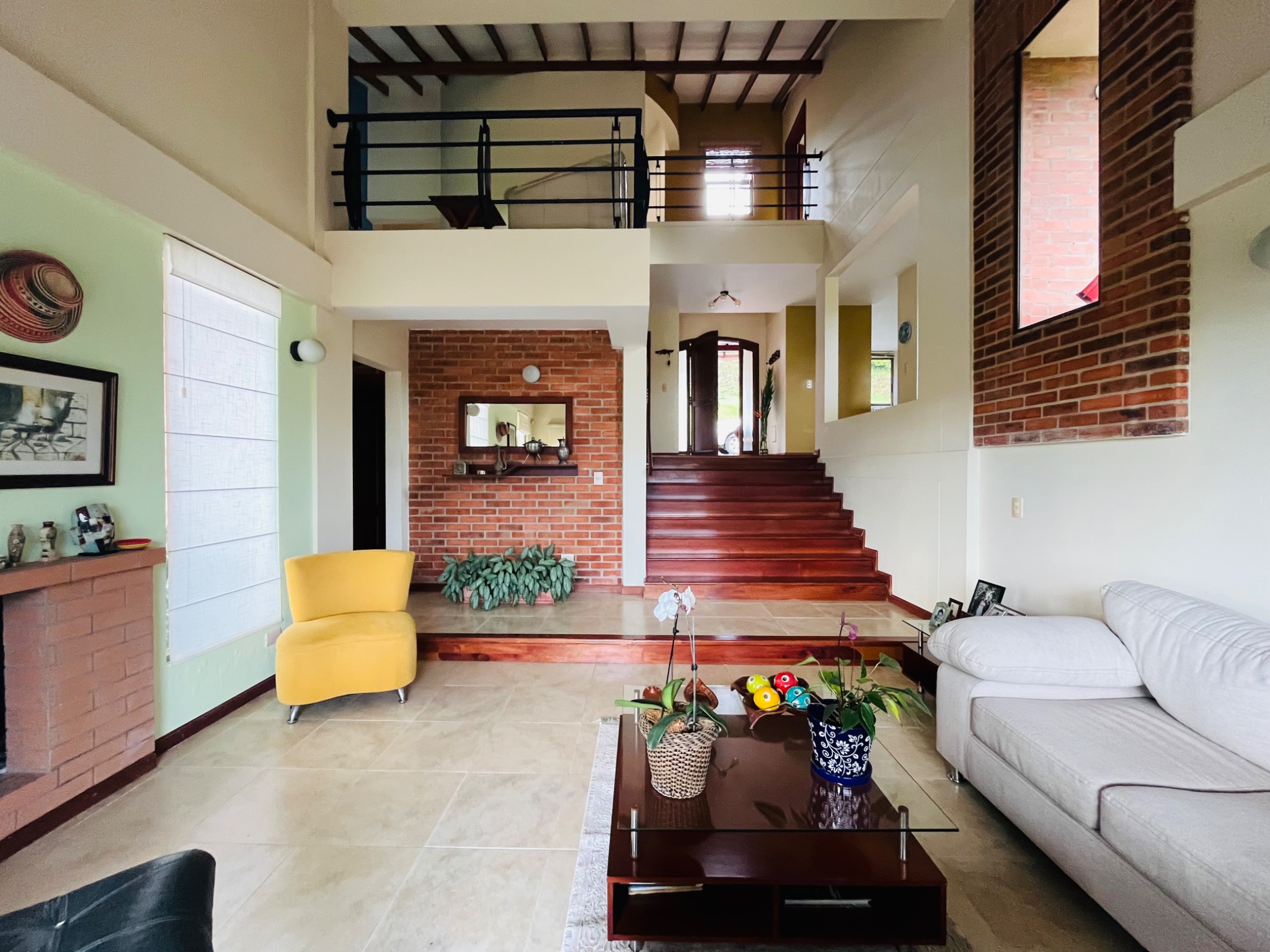 Casa en venta en Tribunas Corcega, Pereira · foto 2 de 24