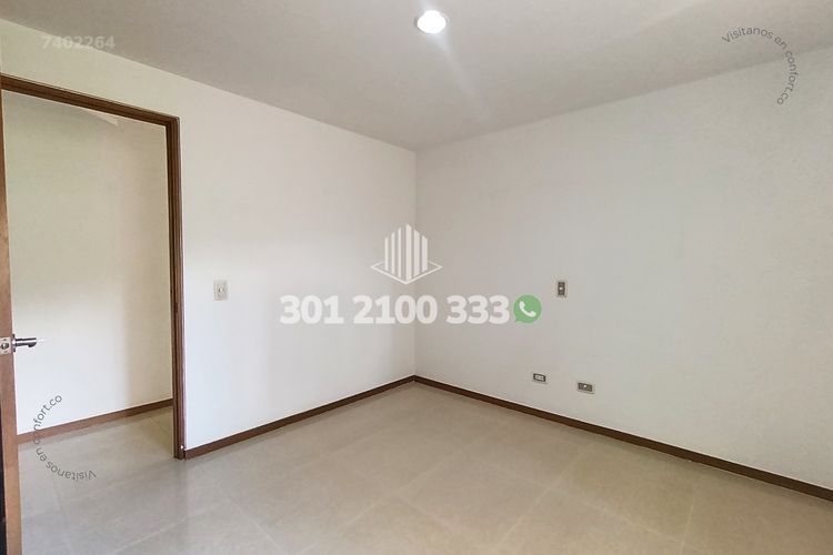 Apartamento de 3 alcobas en arriendo en Las Lomitas, Sabaneta, 100 m² · foto 13 de 24