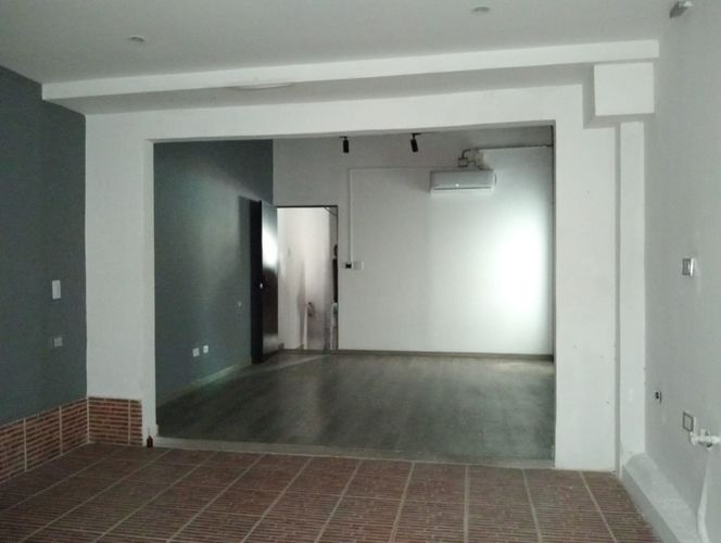Oficina en arriendo en Laureles, Medellín, 33 m² · foto 5 de 8