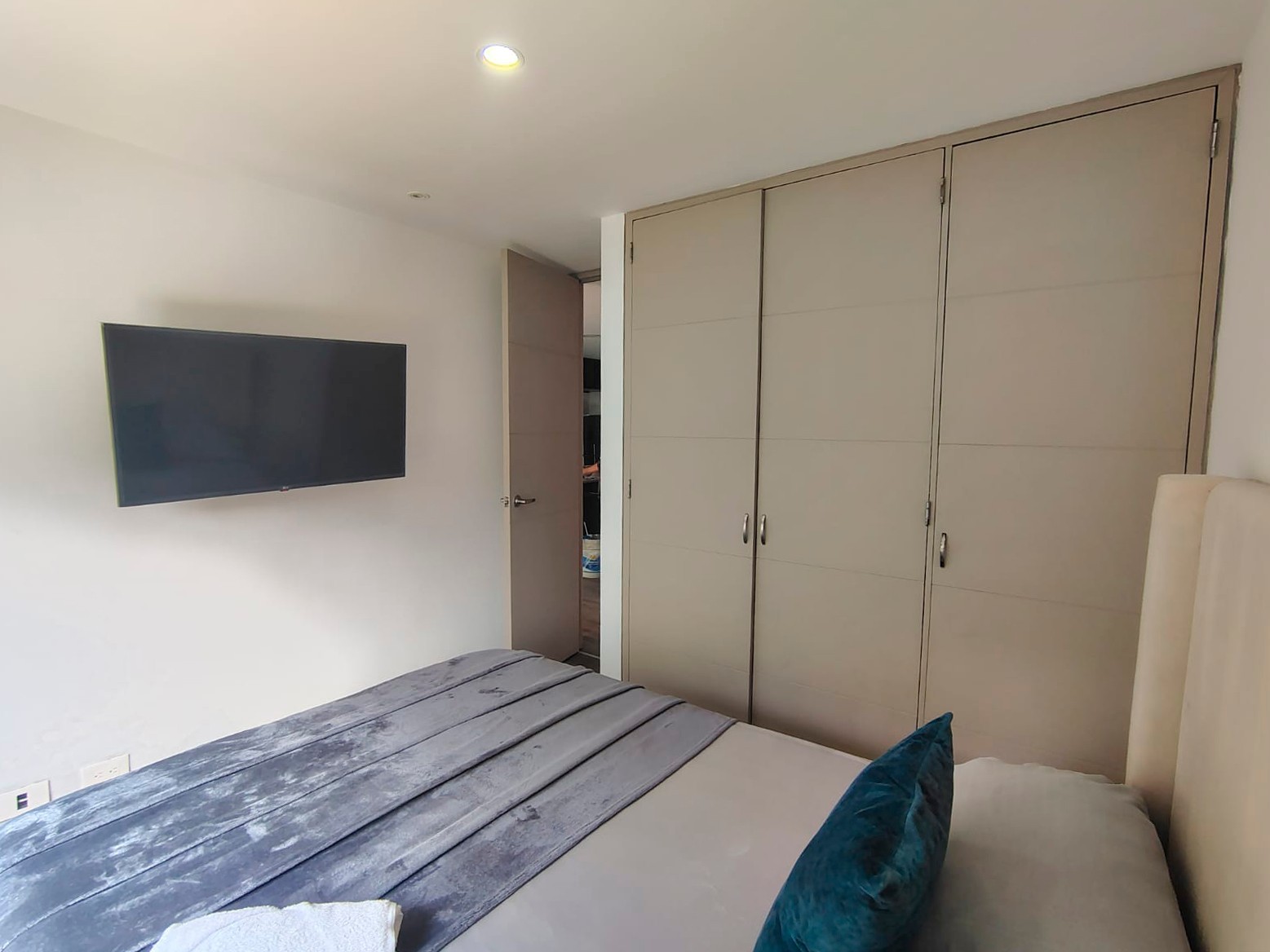 Apartamento en venta en El Poblado, Medellín · foto 10 de 16