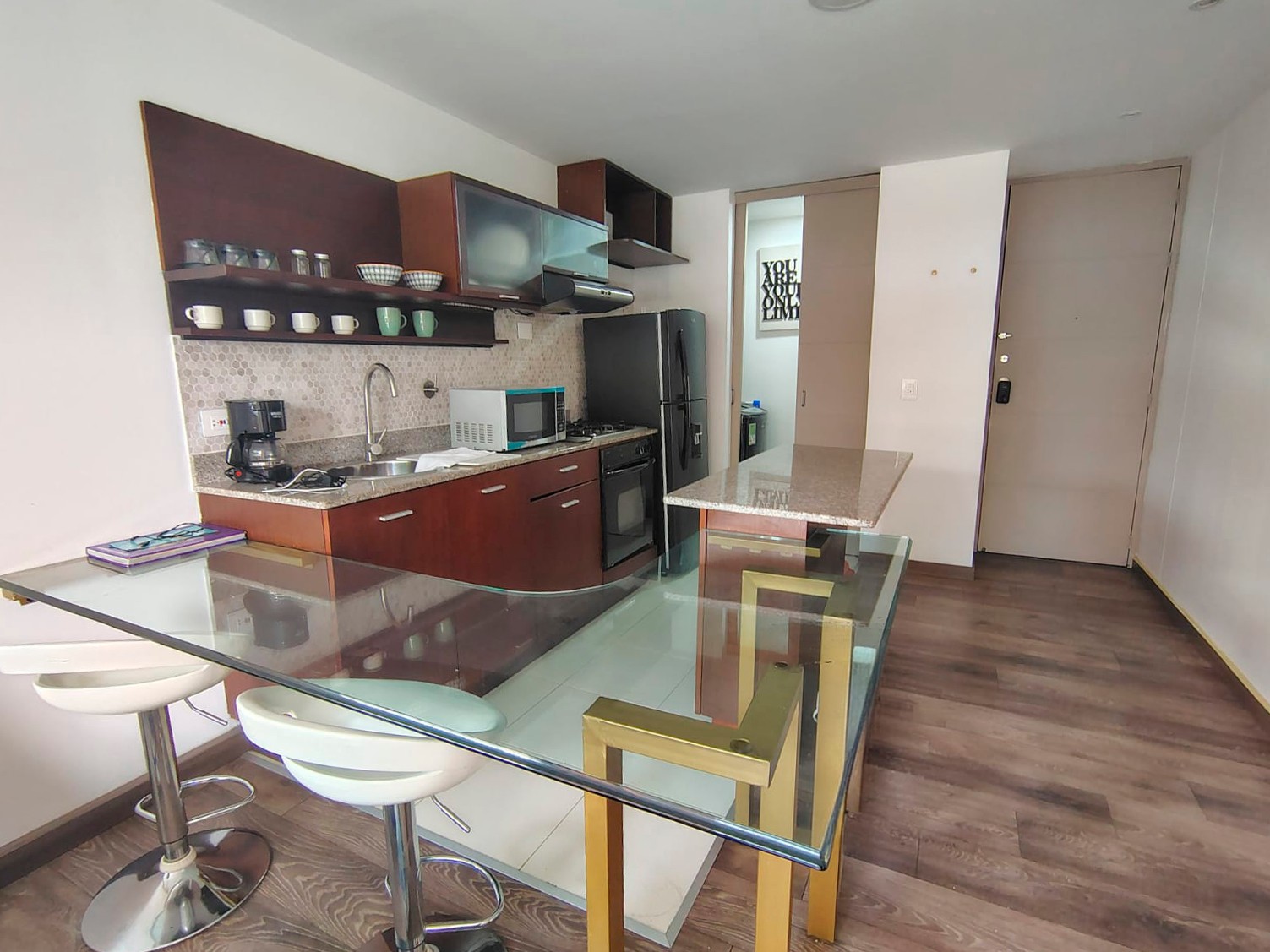 Apartamento en venta en El Poblado, Medellín · foto 5 de 16