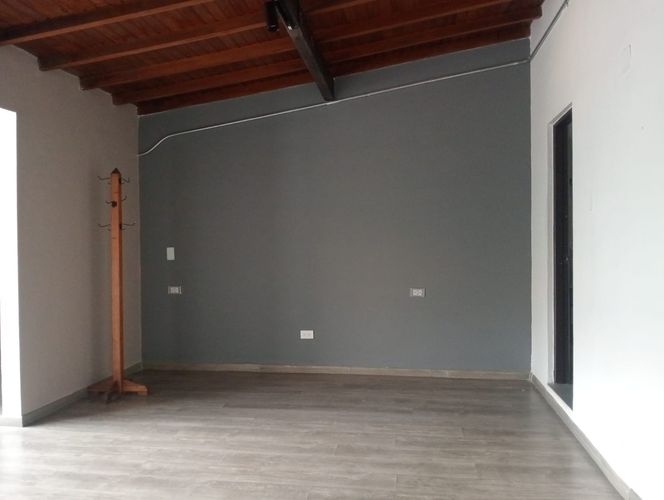 Oficina en arriendo en Laureles, Medellín, 27 m² · foto 8 de 11