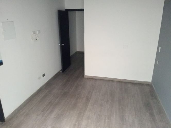 Oficina en arriendo en Laureles, Medellín, 20 m² · foto 2 de 10
