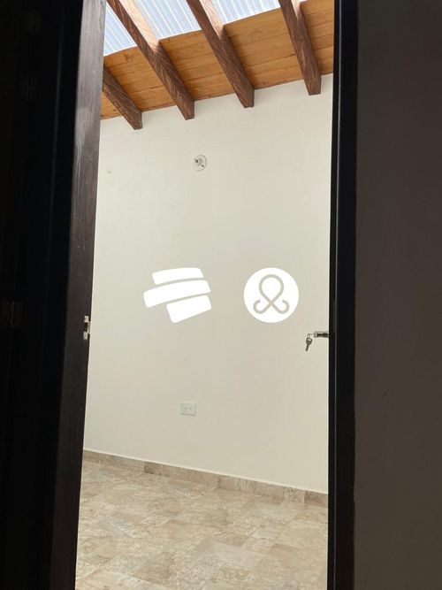 Casa de 5 alcobas en venta en La Macarena, Rionegro, 160 m² · foto 9 de 15