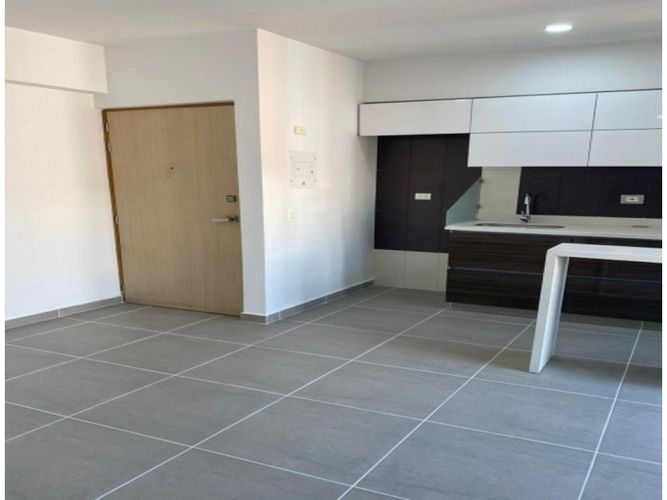 Apartamento de 2 alcobas en venta en La Navarra, Bello, 56 m² · foto 3 de 14