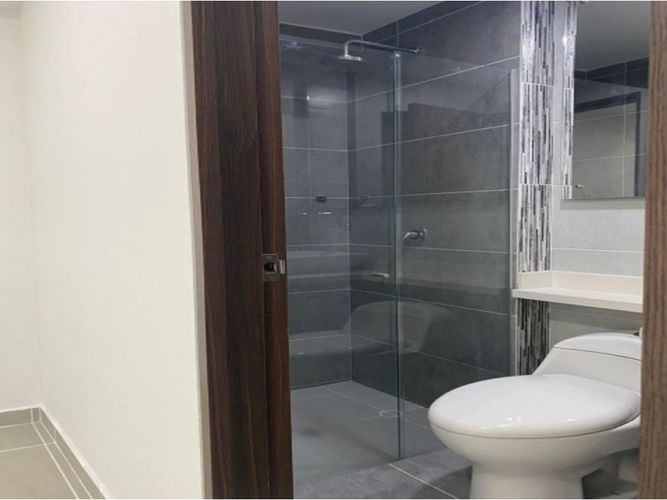 Apartamento de 2 alcobas en venta en La Navarra, Bello, 56 m² · foto 10 de 14