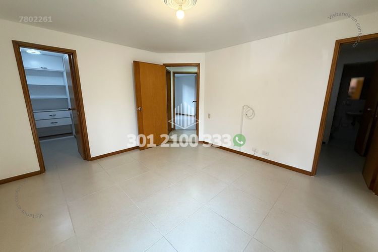 Apartamento de 3 alcobas en arriendo en Los Balsos, Medellín, 120 m² · foto 20 de 24