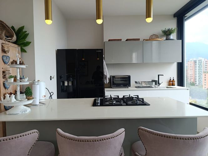 Apartamento de 1 alcoba en venta en El Poblado, Medellín, 87 m² · foto 8 de 17