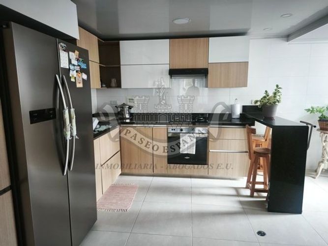 Apartamento de 3 alcobas en venta en La Floresta, Bucaramanga, 137 m² · foto 3 de 12