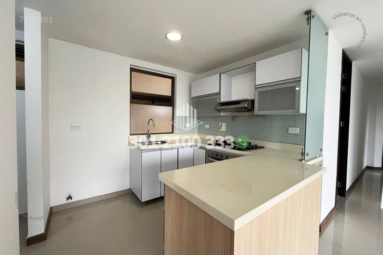 Apartamento de 3 alcobas en arriendo en Altos Del Poblado, Medellín, 80 m² · foto 7 de 24
