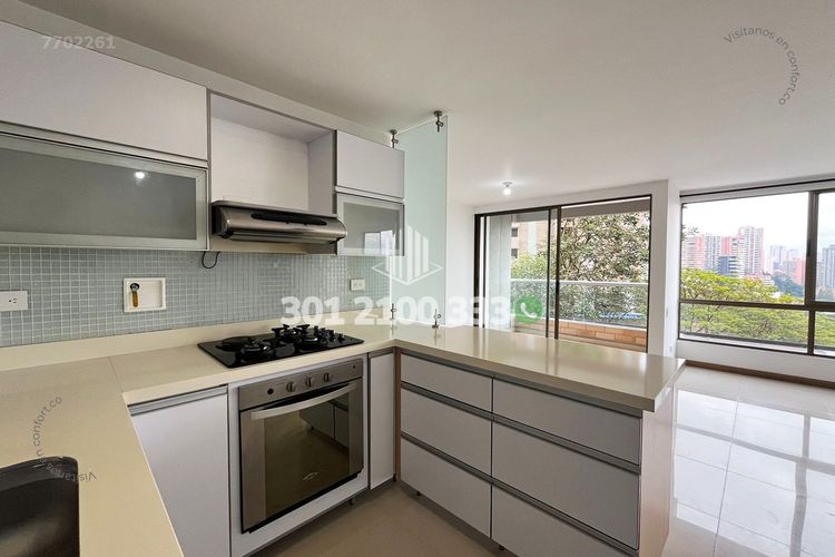 Apartamento de 3 alcobas en arriendo en Altos Del Poblado, Medellín, 80 m² · foto 8 de 24