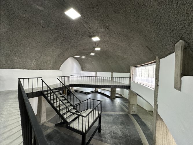 Local en arriendo en Oviedo, Medellín, 570 m² · foto 6 de 17