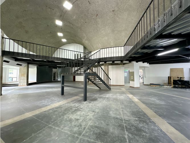 Local en arriendo en Oviedo, Medellín, 570 m² · foto 7 de 17