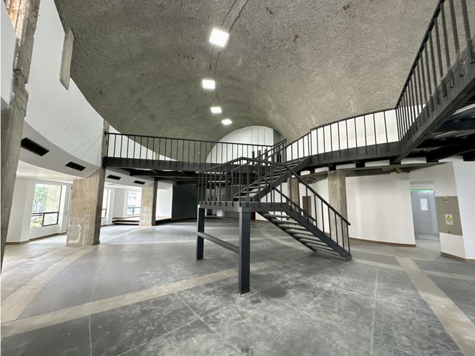 Local en arriendo en Oviedo, Medellín, 570 m² · foto 10 de 17