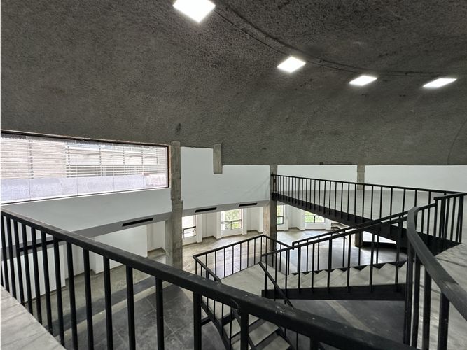 Local en arriendo en Oviedo, Medellín, 570 m² · foto 11 de 17
