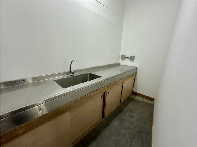 Local en arriendo en Oviedo, Medellín, 570 m² · foto 13 de 17