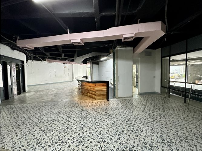 Local en arriendo en Milla De Oro, Medellín, 138 m² · foto 4 de 9