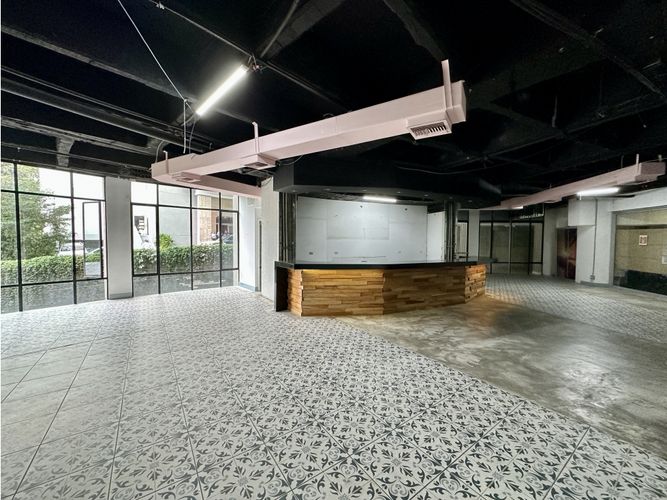 Local en arriendo en Milla De Oro, Medellín, 138 m² · foto 7 de 9