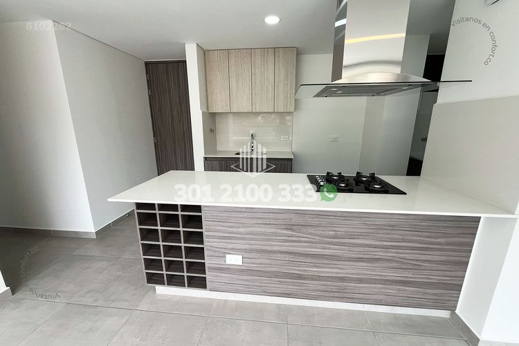 Apartamento de 3 alcobas en arriendo en Camino Verde, Envigado, 72 m² · foto 8 de 24