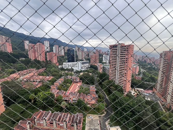 Apartamento de 5 alcobas en arriendo en El Poblado, Medellín, 200 m² · foto 21 de 21
