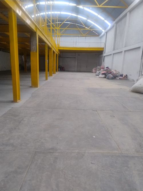Bodega en venta en Camilo Torres Et. Ii, Soacha, 1415 m² · foto 2 de 12