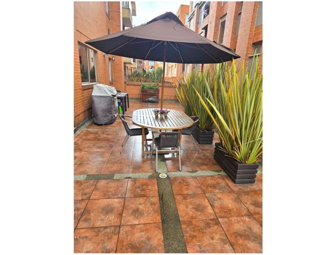 Apartamento de 3 alcobas en venta en Chicó Navarra, Bogotá, 156 m² · foto 15 de 19