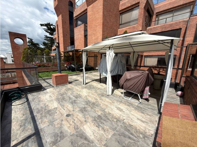 Apartamento de 3 alcobas en venta en Club De Los Lagartos, Bogotá, 160 m² · foto 3 de 13