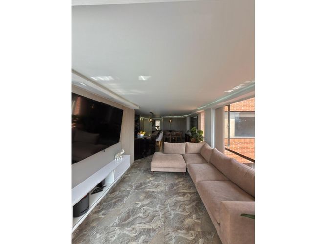 Apartamento de 3 alcobas en venta en Club De Los Lagartos, Bogotá, 160 m² · foto 5 de 13