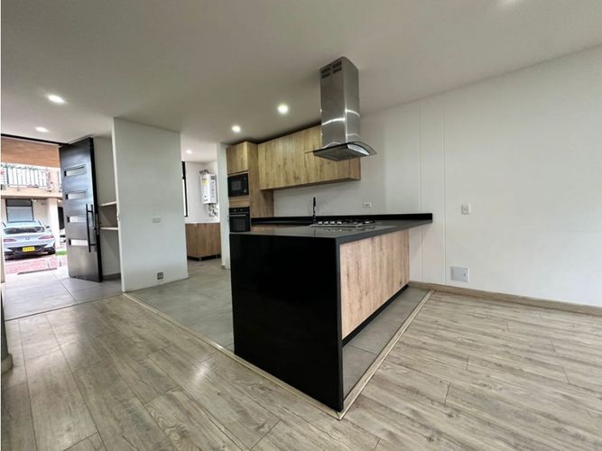 Casa de 3 alcobas en venta en Ub El Trebol, Cota, 135 m² · foto 11 de 24