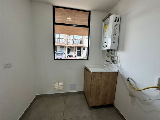 Casa de 3 alcobas en venta en Ub El Trebol, Cota, 135 m² · foto 12 de 24