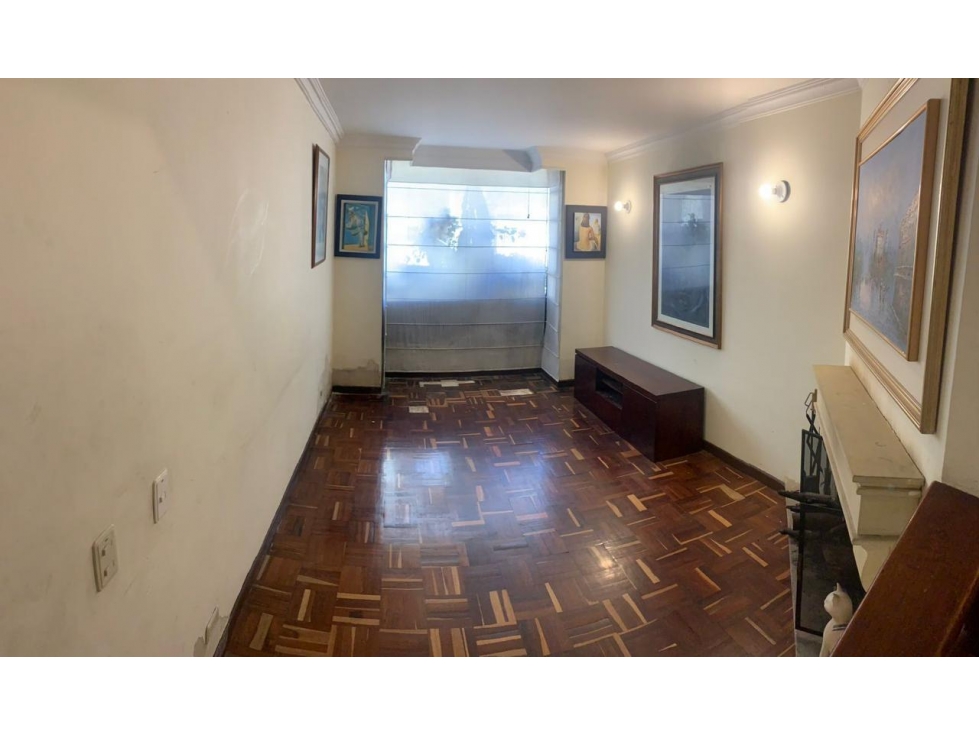 Casa en venta en Caobos Salazar, Bogotá · foto 5 de 24