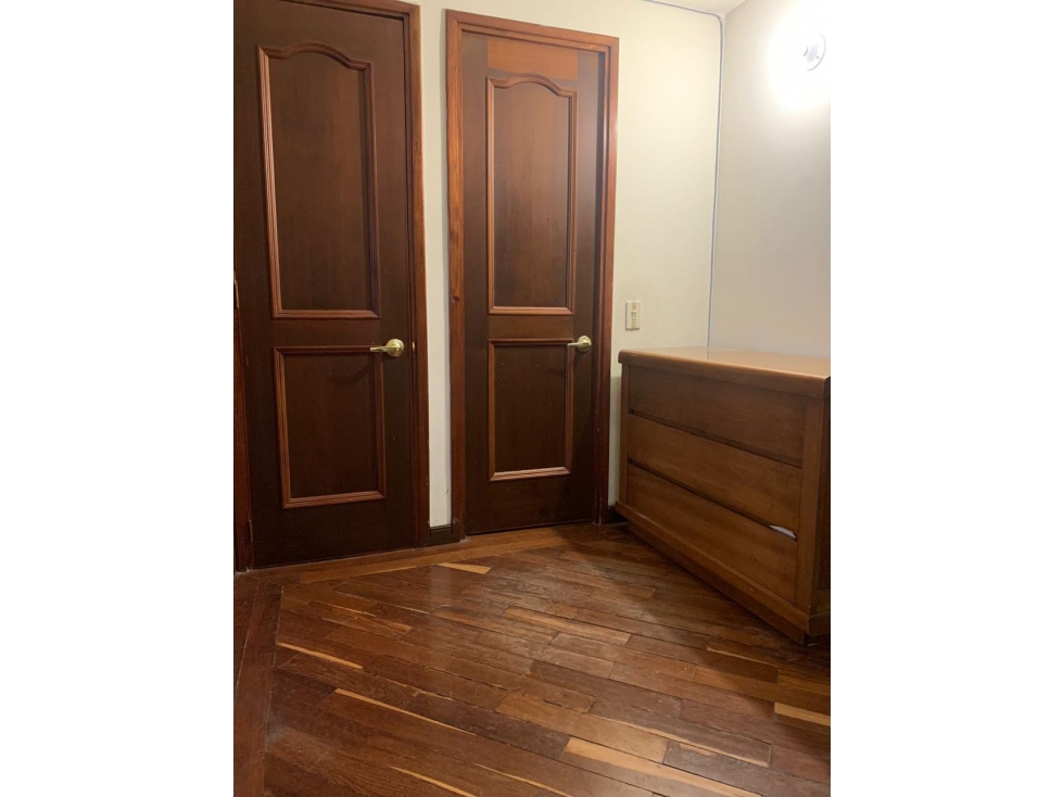 Casa en venta en Caobos Salazar, Bogotá · foto 16 de 24