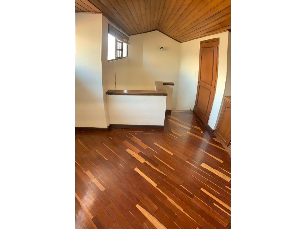 Casa en venta en Caobos Salazar, Bogotá · foto 21 de 24
