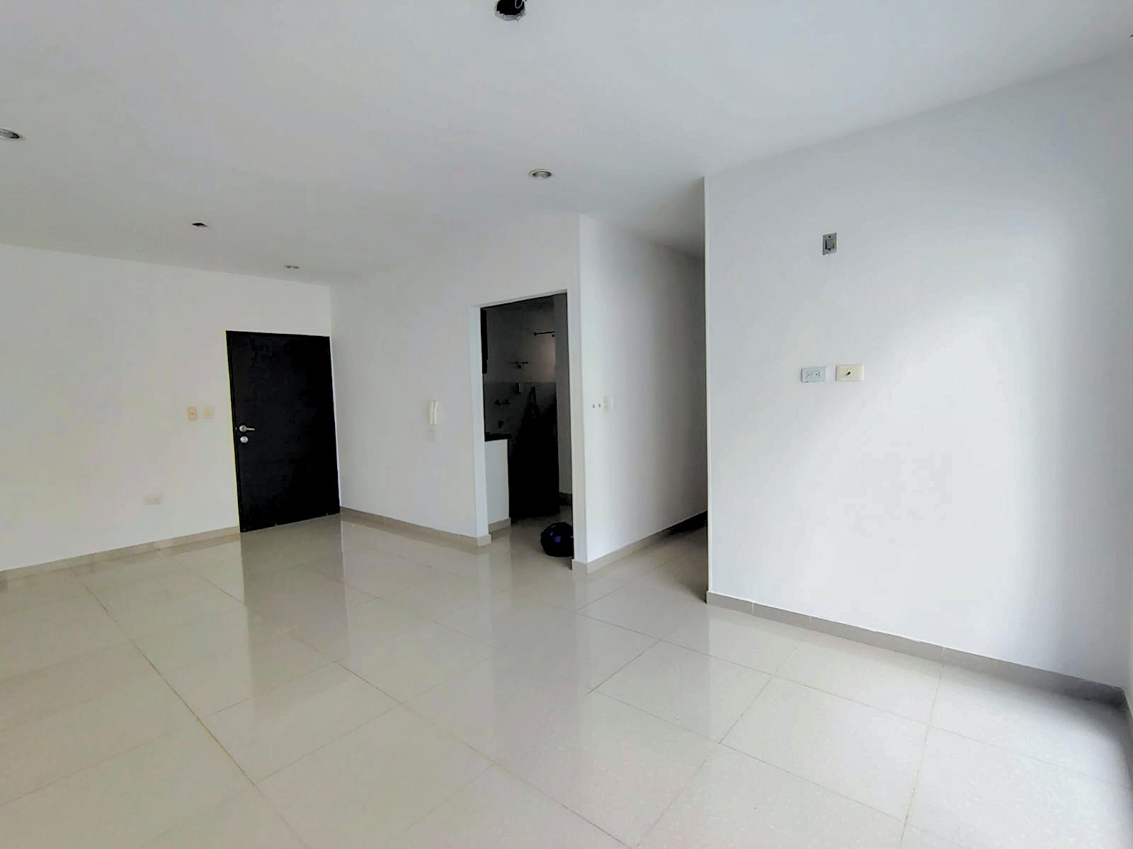 Apartamento en venta en La Castellana, Montería · foto 2 de 24