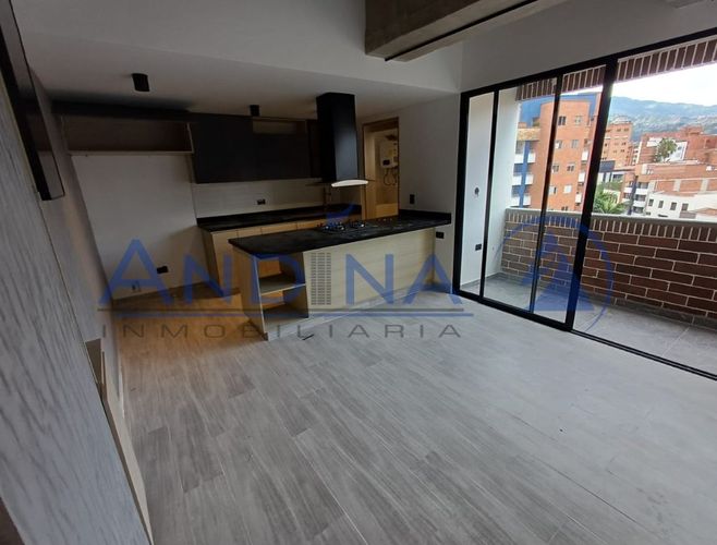 Apartaestudio en arriendo en Laureles, Medellín, 48 m² · foto 3 de 15
