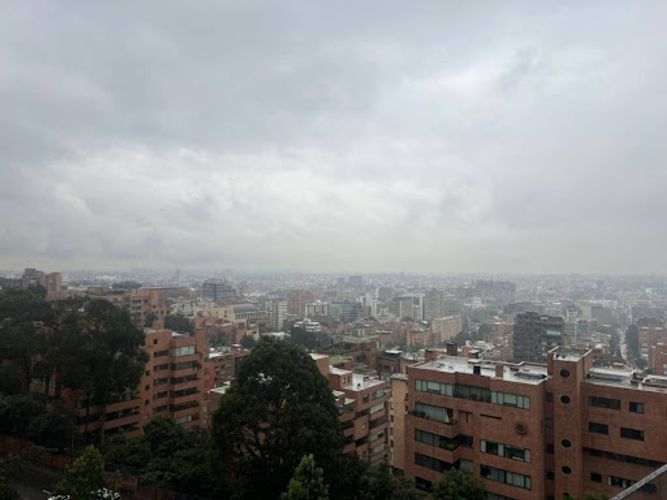 Apartamento de 4 alcobas en venta en Los Rosales, Bogotá, 393 m² · foto 4 de 19