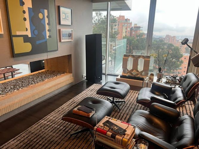 Apartamento de 4 alcobas en venta en Los Rosales, Bogotá, 393 m² · foto 7 de 19