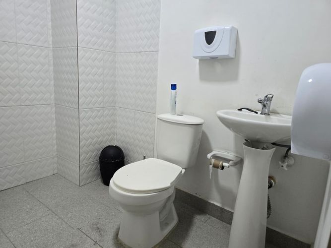 Oficina en arriendo en Belén, Medellín, 175 m² · foto 12 de 13