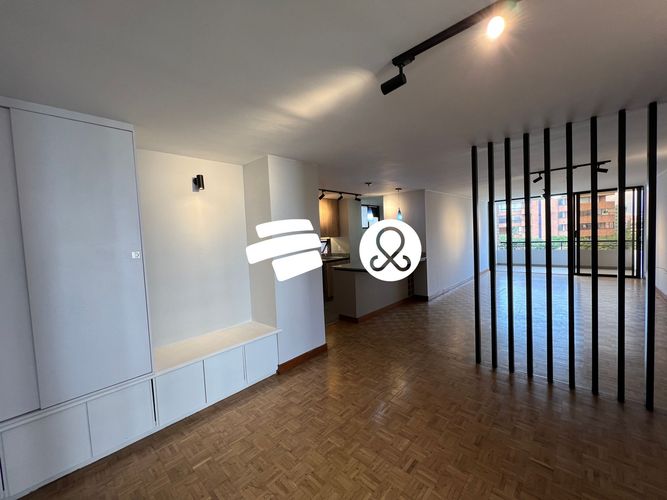 Apartamento de 3 alcobas en venta en El Poblado, Medellín, 131 m² · foto 4 de 19