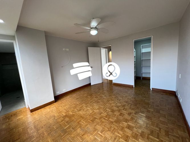 Apartamento de 3 alcobas en venta en El Poblado, Medellín, 131 m² · foto 9 de 19