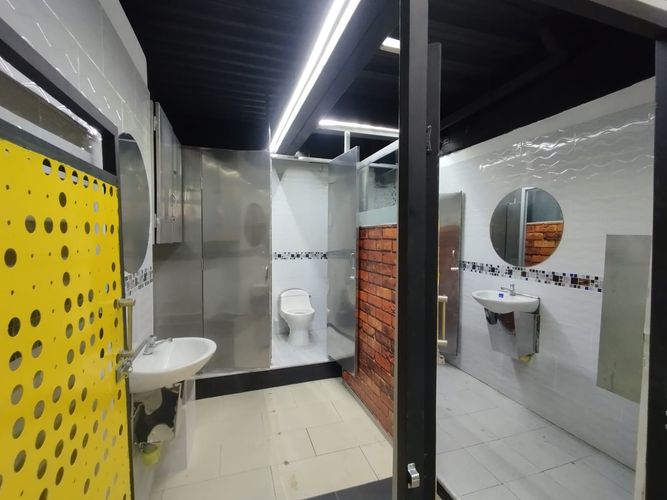 Local en arriendo en La Candelaria, Medellín, 370 m² · foto 11 de 14