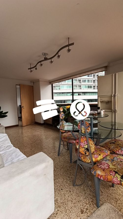 Apartamento en venta en El Poblado, Medellín · foto 3 de 24