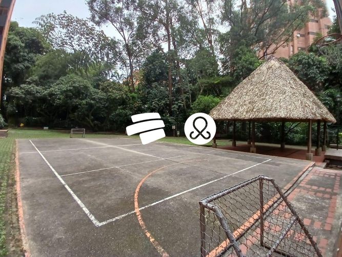 Apartamento en venta en El Poblado, Medellín · foto 10 de 24