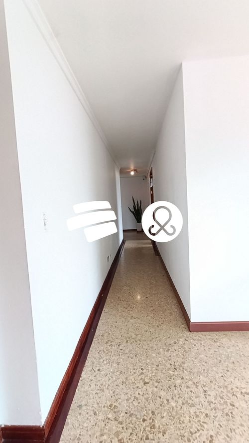 Apartamento en venta en El Poblado, Medellín · foto 18 de 24