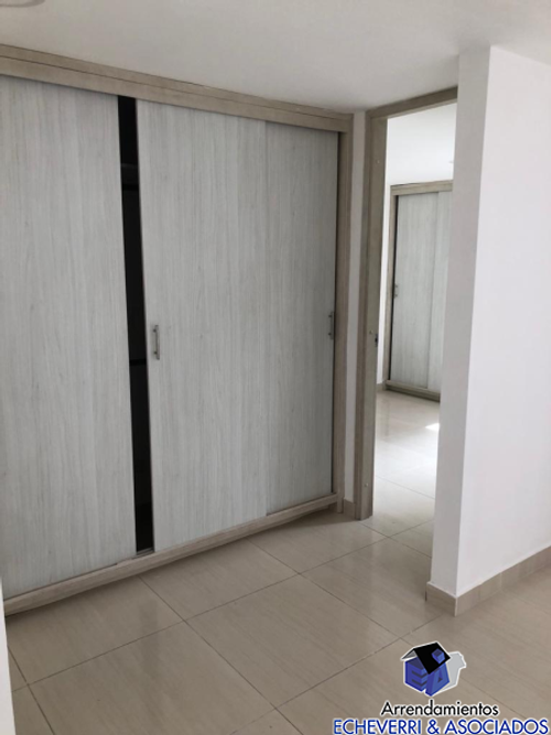 Apartamento de 2 alcobas en venta en Loma De San Jose, Sabaneta, 58 m² · foto 5 de 6